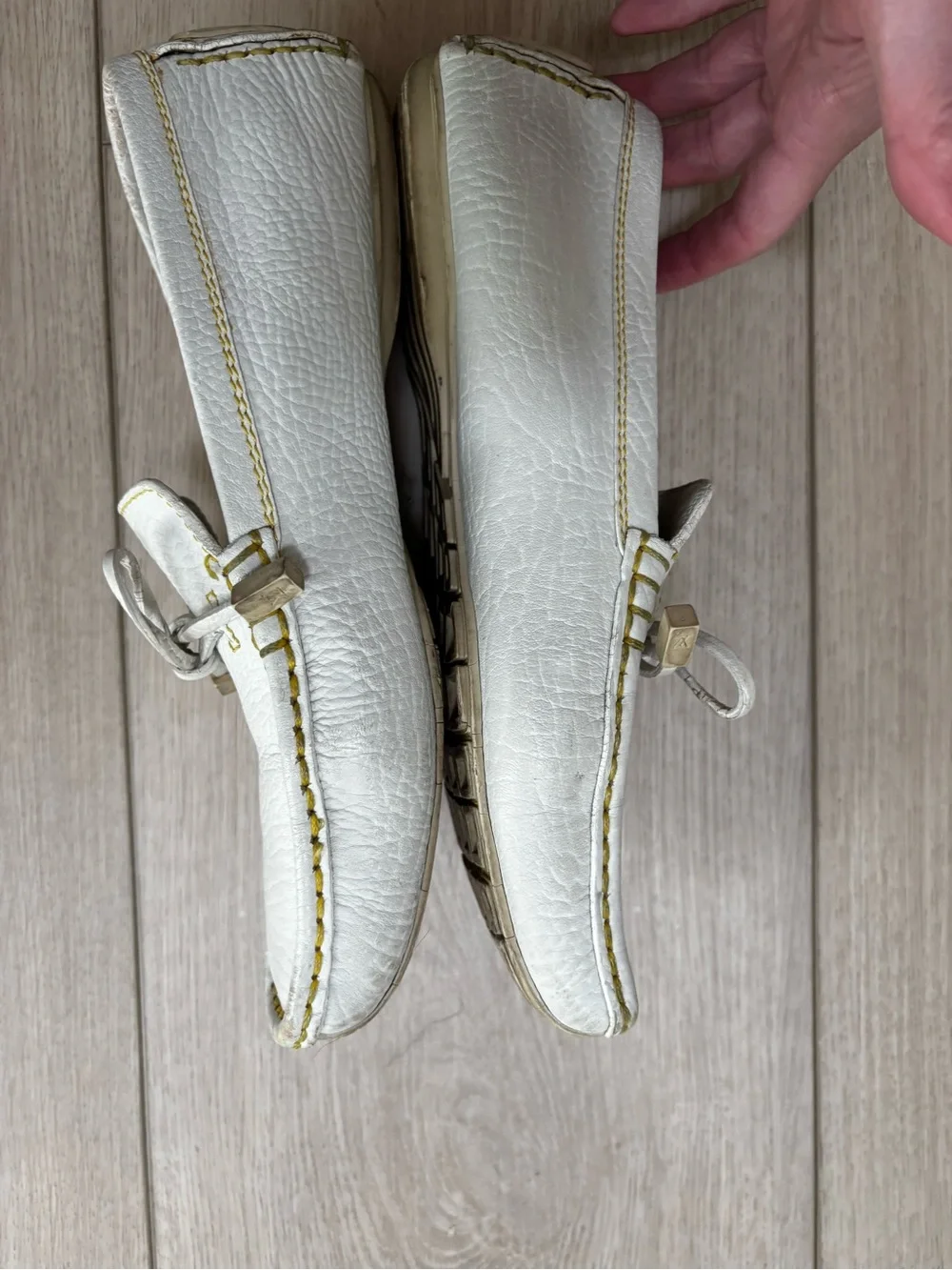 Louis Vuitton elegant slip
